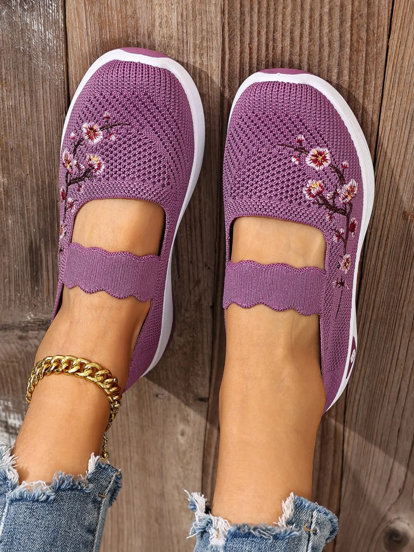 Women's Floral Embroidered Slip-On Mary Jane Shoes, Round Toe, Low Top, Casual, All Seasons, Anti-Slip Rubber Sole, Medium Width