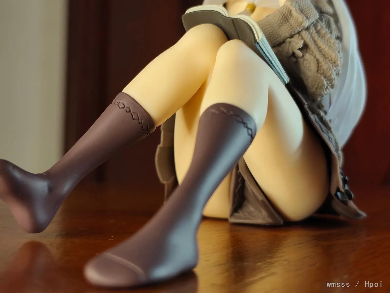 15cm The Journey Of Elaina Anime Figures Gk Model Elaina Sweater Doll Collect Models Action Figure Room Decor Friend Gift Toys