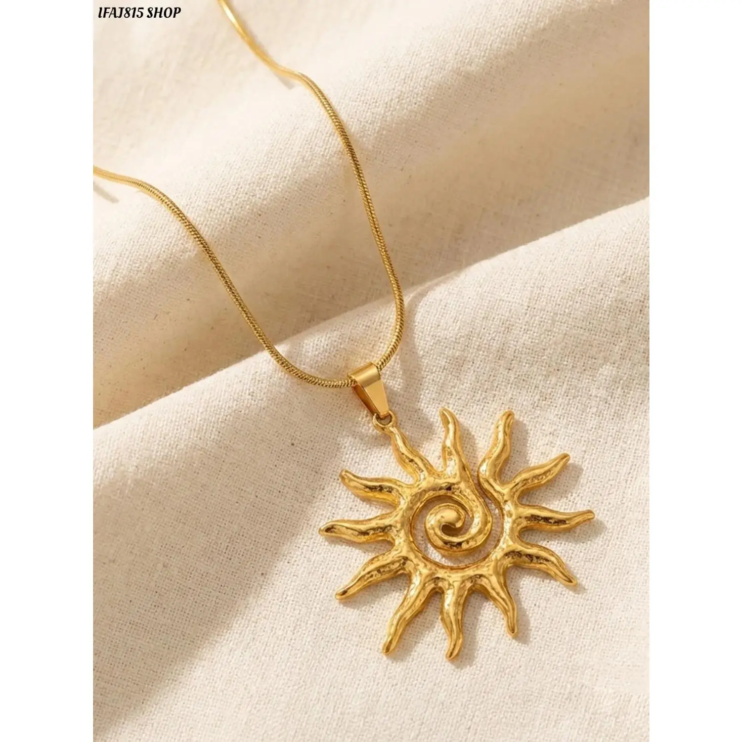 Women's Sun Necklace, Vintage Sun Totem Pendant with Stainless Steel Chain, Boho Celestial Charm Jewelry for Women, Trendy Minimalist Statement Necklace, Durable Waterproof Fashion Accessory for Everyday Wear, Festivals, Parties and Gift Giving