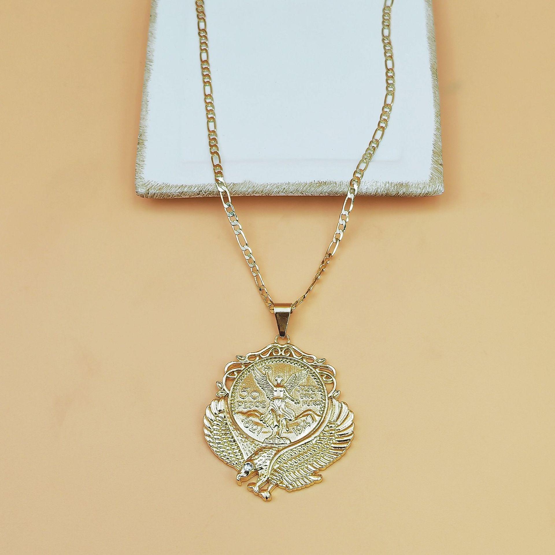 18K Gold Plated Vintage Liberty Coin Pendant Necklace, Statue of Liberty & Eagle Design, Retro Commemorative Coin Long Sweater Chain, Trendy Aesthetic Jewelry for Women, Perfect for Daily & Casual Outfits