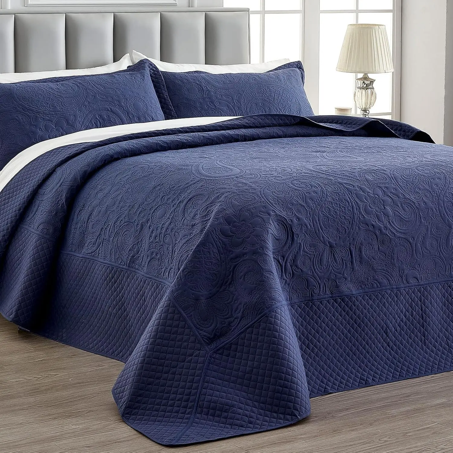 Oversized King Bedspreads, 3 Piece Soft Microfiber Lightweight Oversized King Quilt 128x120, Elegant Paisley Ultrasonic California King Bedspread Bedding Coverlets, Navy Blue