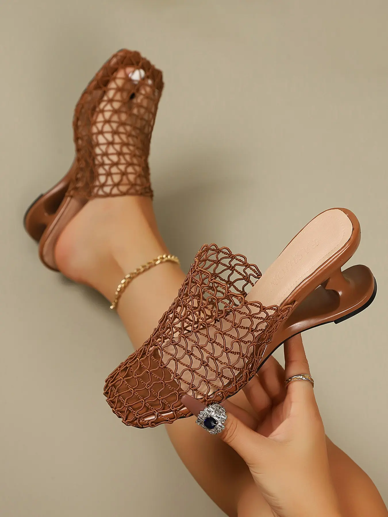 2026 New Elegant PU Leather Sandals, Breathable Weave Texture, Slip-On High Heel, Retro Style, Perfect for All Seasons, Ideal for Work and Parties, Breathable Summer Sandals