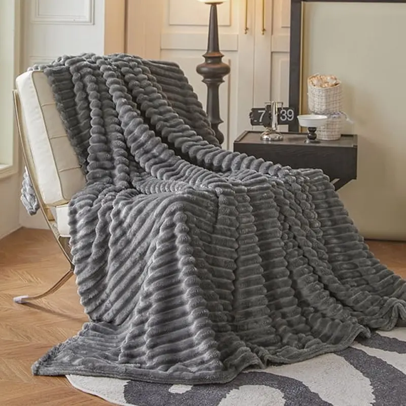 Elegant Textured Striped Throw Blanket Soft Touch Lightweight Decorative Blanket for Bedroom Living Room, Perfect for Fall Winter Home Refresh