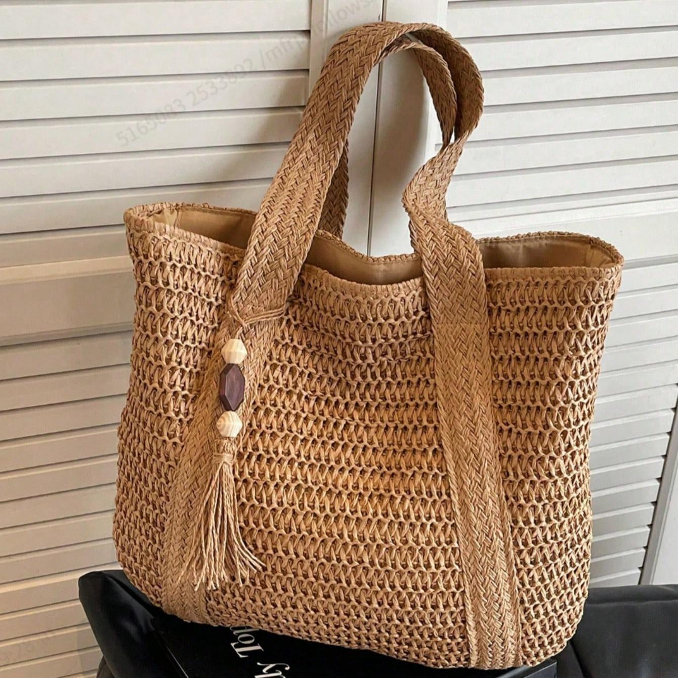 Trending Fashionable Versatile Tote Bag, Beach Vacation Bag  Lightweight Elegant Design Straw Woven Boho Style Shoulder Bag Handbag Large Capacity Summer Straw Beach Bag with Tassel Pendant Woman Purse Suitable for Women, College Students, Teenagers
