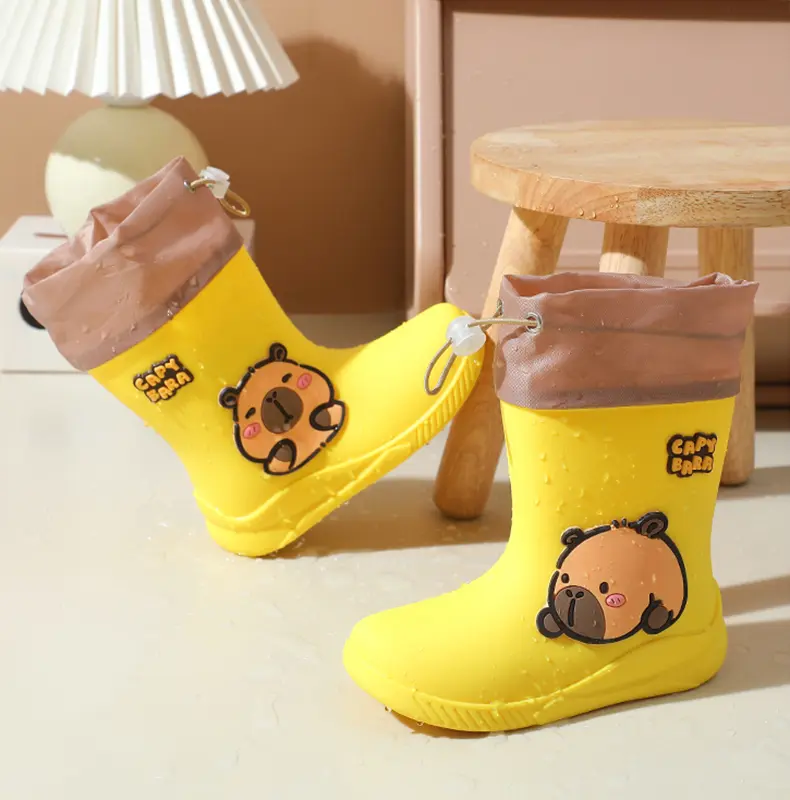 Capybara Rubber Boots For Kids Anti-Slip Youngsters's Mid-Calf Rain Boots With Elastic Band Boy and Girl Comfortable Rain Shoes