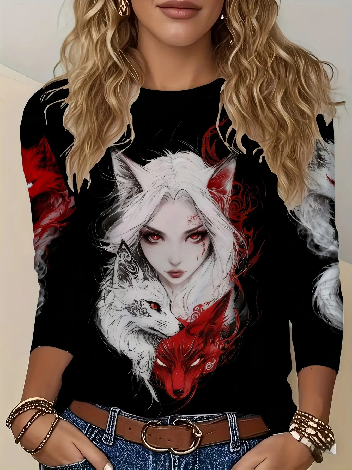 Women's Gothic Fox Pattern T-Shirt, Long Sleeve Top, Artistic Fox Design, Casual Fitted Everyday Tee for Spring & Fall