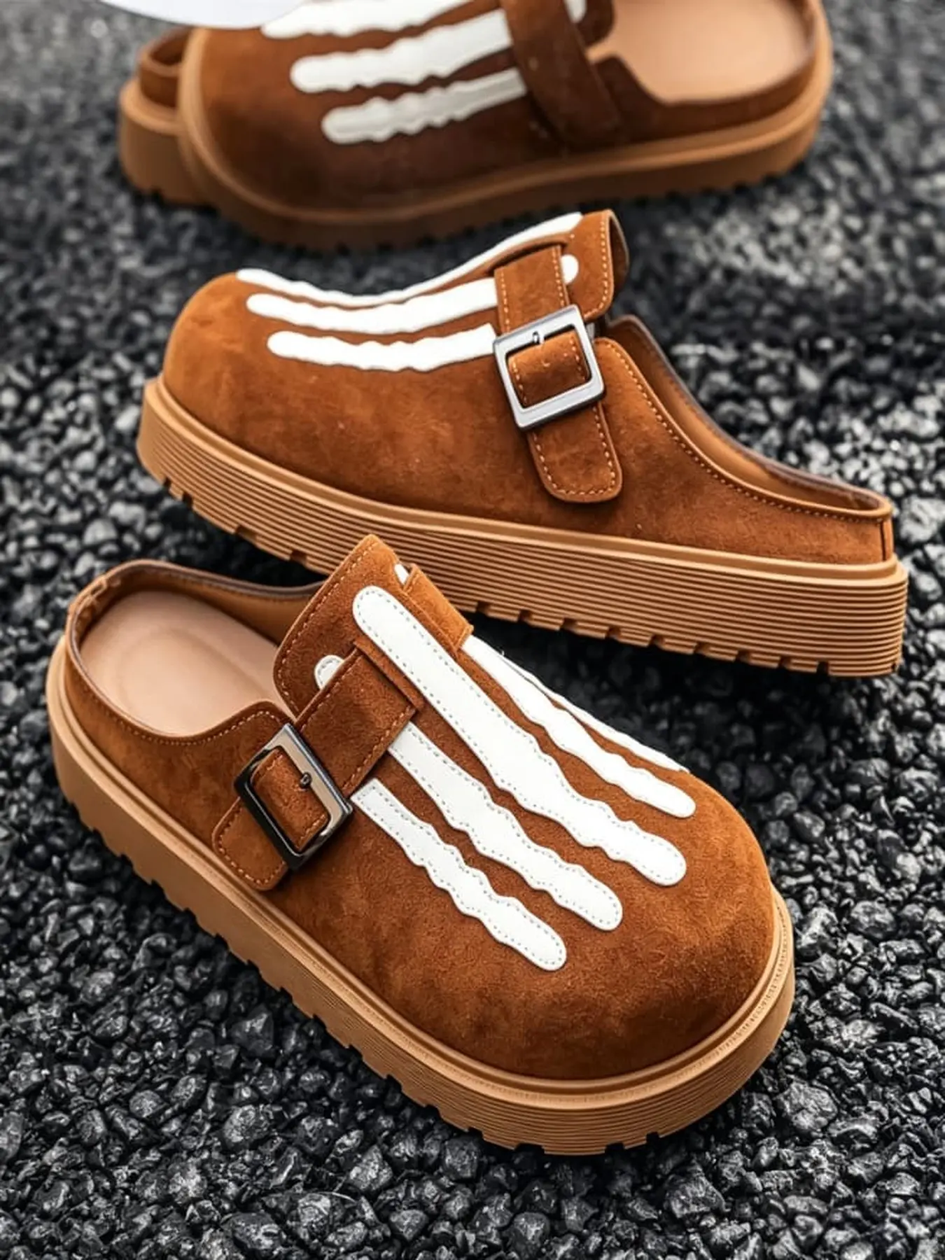 1 Pair Mens Retro Skeleton Print Thick Sole Mules Suede Buckle Design Street Trendy Casual Slides