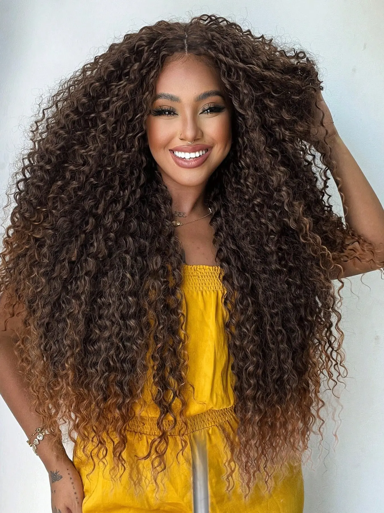 28 Inch Extra - Long Wig For Women, Small Curly Wavy Honey Brown And Black Synthetic Curly Wigs, Heat Resistant, Fluffy With Thick Hair Volume, For Daily Use, Weddings And Parties
