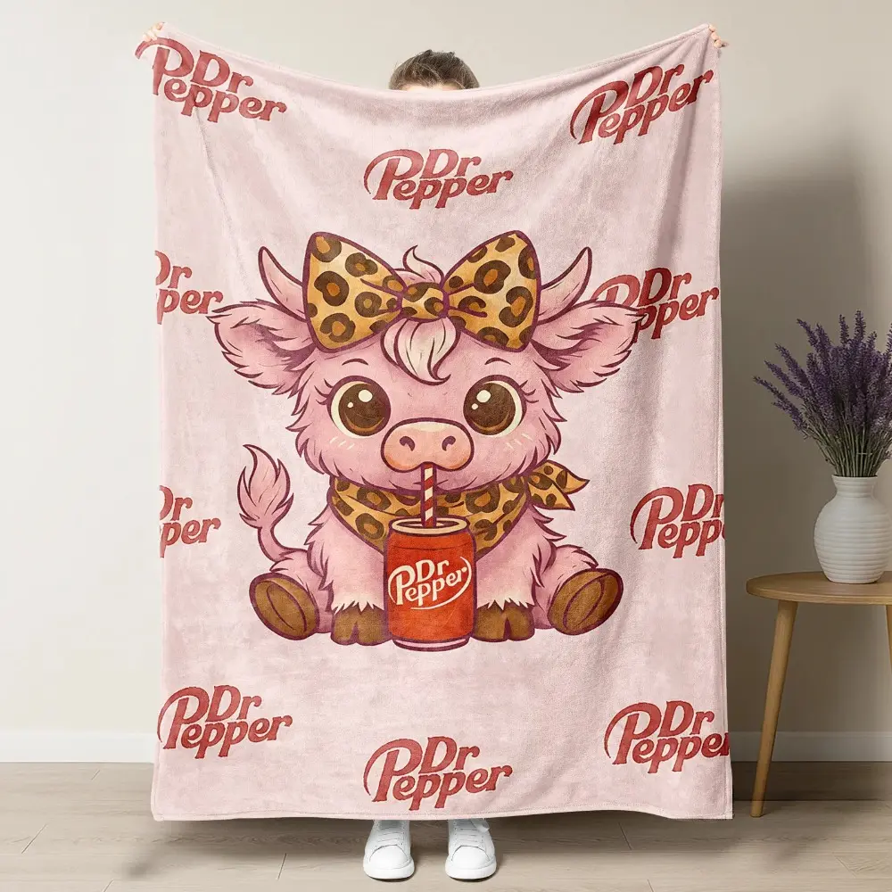 Cute Highland Cow Cartoon Print Flannel Throw Blanket, Soft Warm Lightweight Nap Blanket for Home Bedroom Sofa Office Travel Camping, All Season Cozy Decor Blanket Ideal Birthday Halloween Christmas Thanksgiving Holiday Gift For Adults Kids Animal Lovers