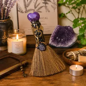 Heart Shaped Crystal Broom, 1 Count Natural Crystal Heart Shaped Magic Broom, Quartz Witch Broom Reiki Gemstone for Cleansing Healing Fengshui