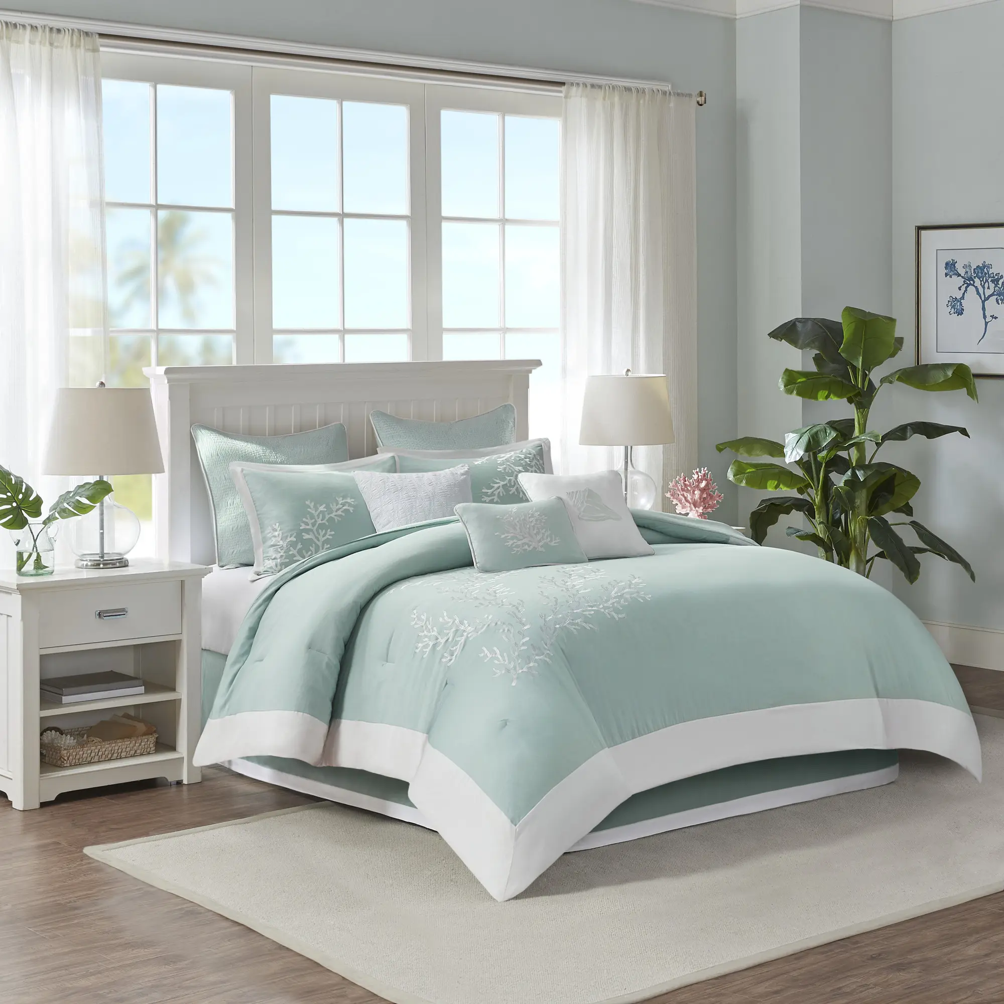 Nokaa Oversized Cotton Jacquard Comforter Set Aqua King Size Bedding Ensemble with Coral Embroidery, Hypoallergenic Polyester Fill, Includes Comforter, Bed Skirt & 2 Shams