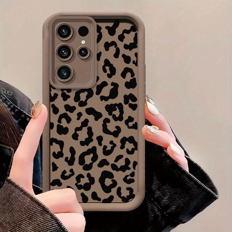 A Full-Screen Black Leopard Print Shockproof And Anti-Drop Protective Phone Case Suitable for Samsung A03S, A04, A12, A13, A15, A21S, A24, A25, A32, A33, A34, A35, A50, A51, A52, A53, A54, A55, A71, S20/FE, S21/FE/PLUS/ULTRA, S22/PLUS/ULTRA, S23, S24 S25
