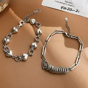 Vintage Simple String Heart Charm Bracelet for Women, Exquisite Trendy Dainty Wrist Jewelry, Sweet Party Accessory & Thoughtful Gift for Ladies