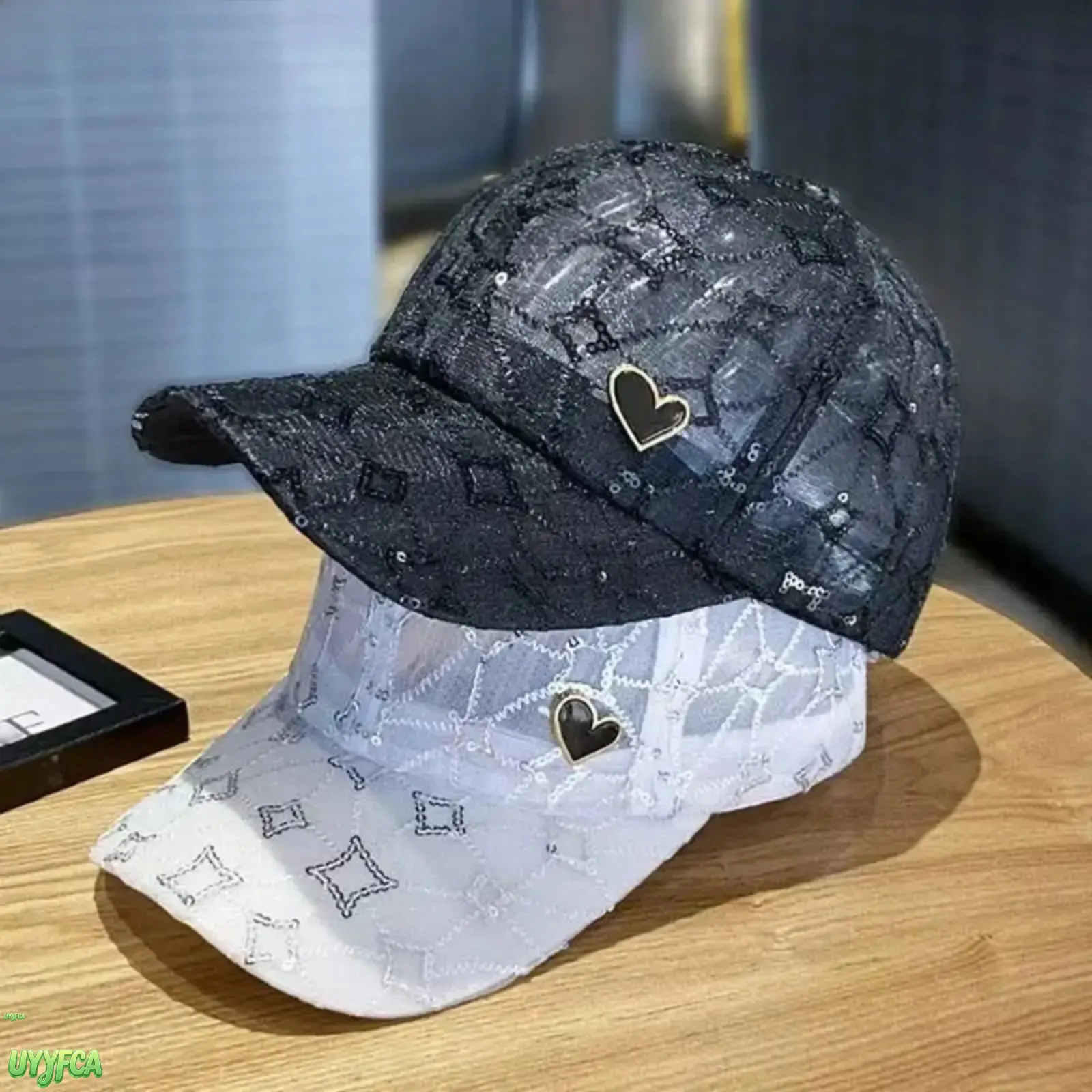 Female Trucker Baseball Cap with Glitter Star & Heart Badge, Breathable Polyester Mesh for Outdoor Wear, Uv Protection, Casual, Curved Brim