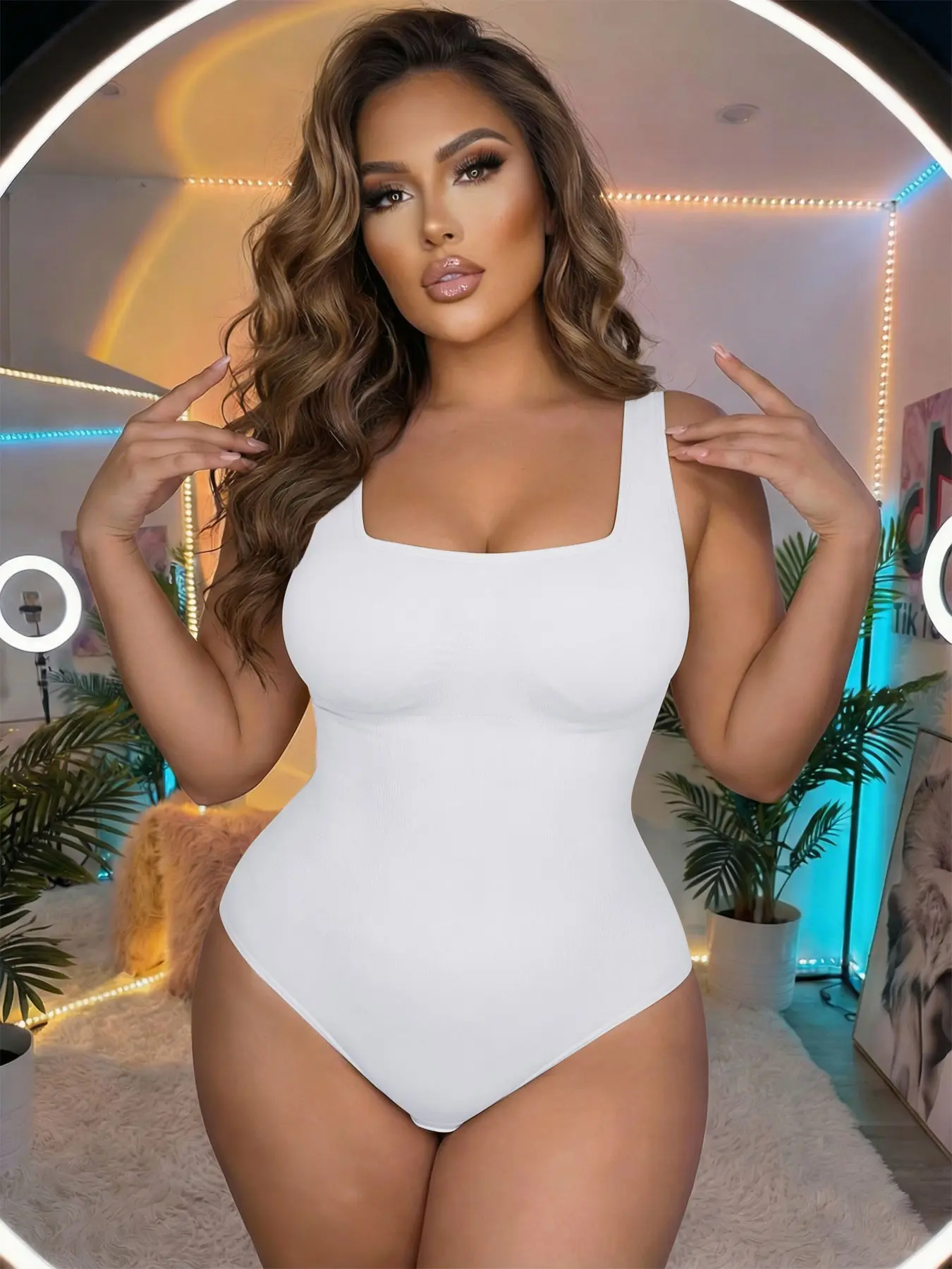 Seamless One-Piece Casual Compression Shapewear Vest, Square Neck Show off Collarbones, High Stretch Inclusive Fit, Waist Cinching Hip Lifting S Curve