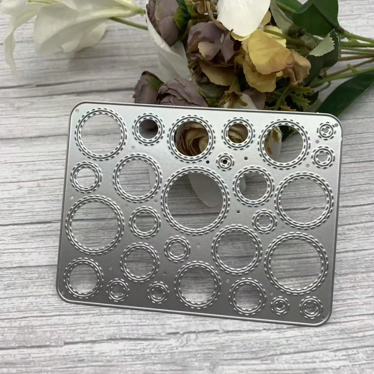 Hollow Circle Metal Cutting Dies Stencil Scrapbook Album Paper Card Embossing DIY Craft Gift