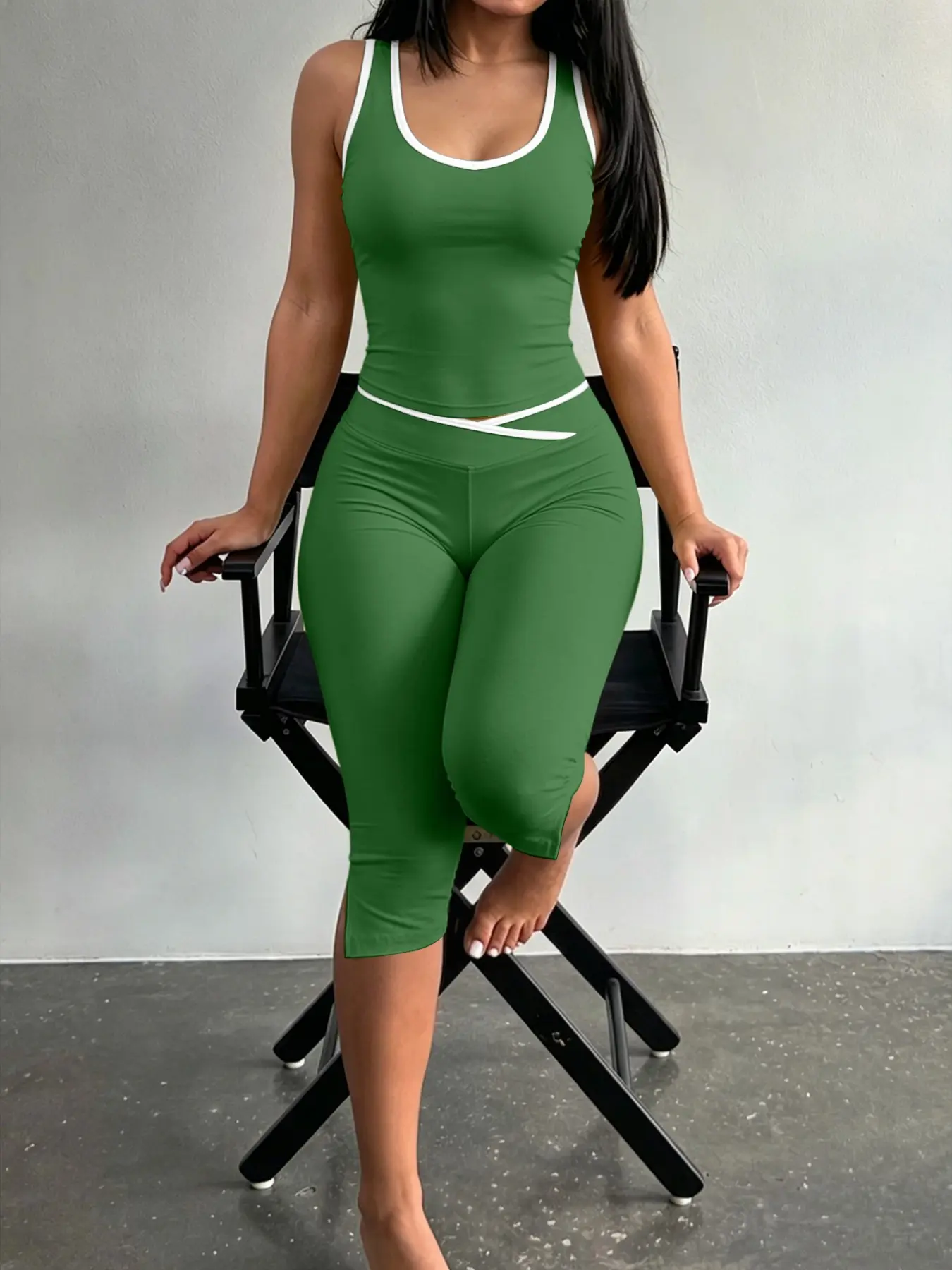 Lw Home Women's Slim-Fit Tank Top and Capri Set, Casual Summer Home Wear, Split Hem Design, Comfortable and Stylish