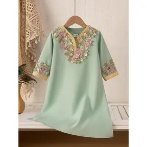 Middle Eastern Traditional Style Girls' Light Green Embroidered Robe with Ethnic Patterns, Casual Dress & Middle Eastern Trendy Design with Exquisite Lace Embroidery and Open Slit Dress