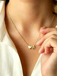 Mini Heart Initial Letter Necklace for Women, Custom A-Z Alphabet Gold Name Pendant, Romantic Love Jewelry for Teen Girls, Ideal Back to School, Anniversary & Birthday Gift, Sentimental Present to Express Love for Her Campus Daily