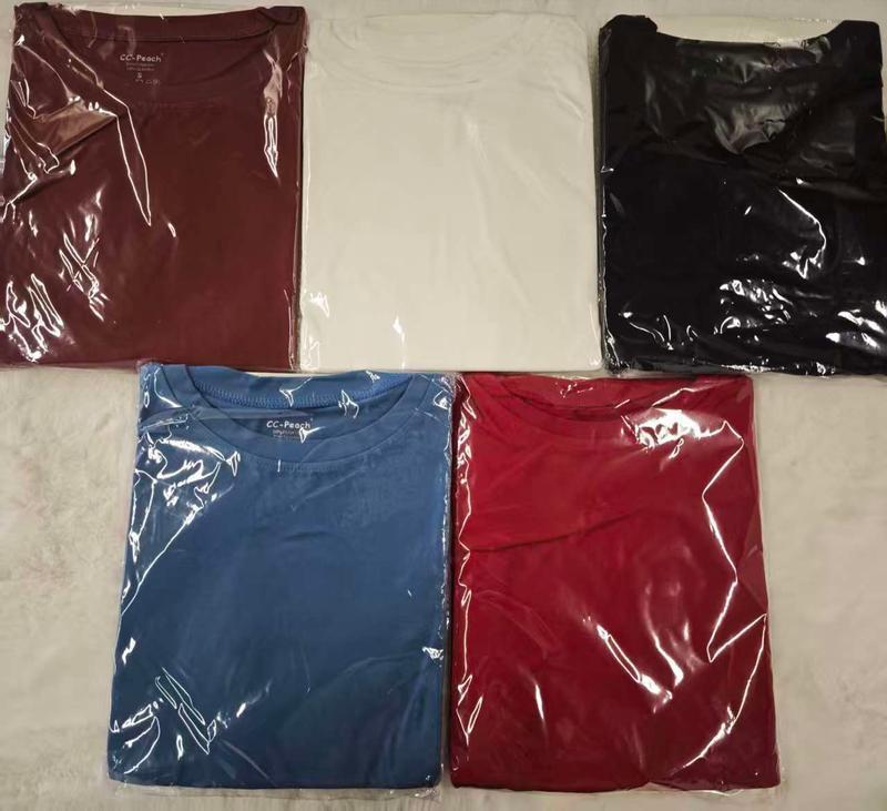 Women’s Long Sleeve Slim Fit Undershirt Round Neck Basic Top Minimalist Streetwear Layering Shirt for Casual Everyday Wear