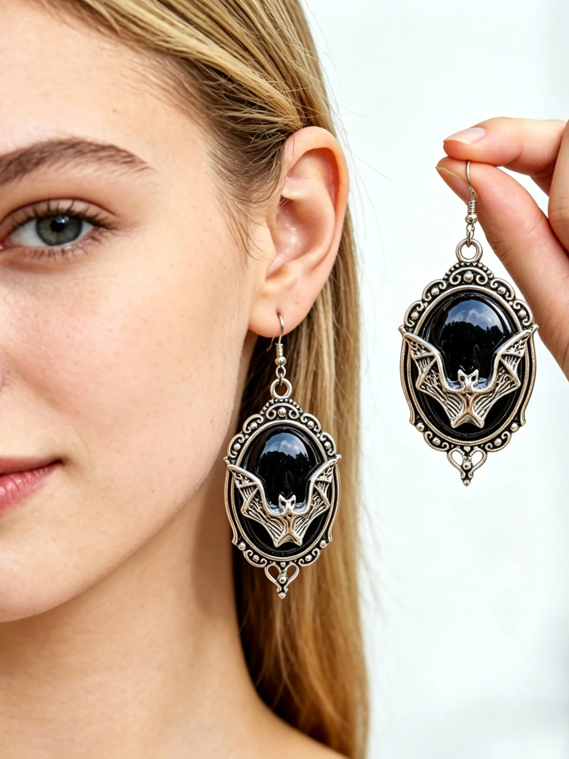 Dark Bat Relief Vintage Earrings, Halloween Atmosphere Personalized Party Jewelry, Unique Ear Hooks for Festive