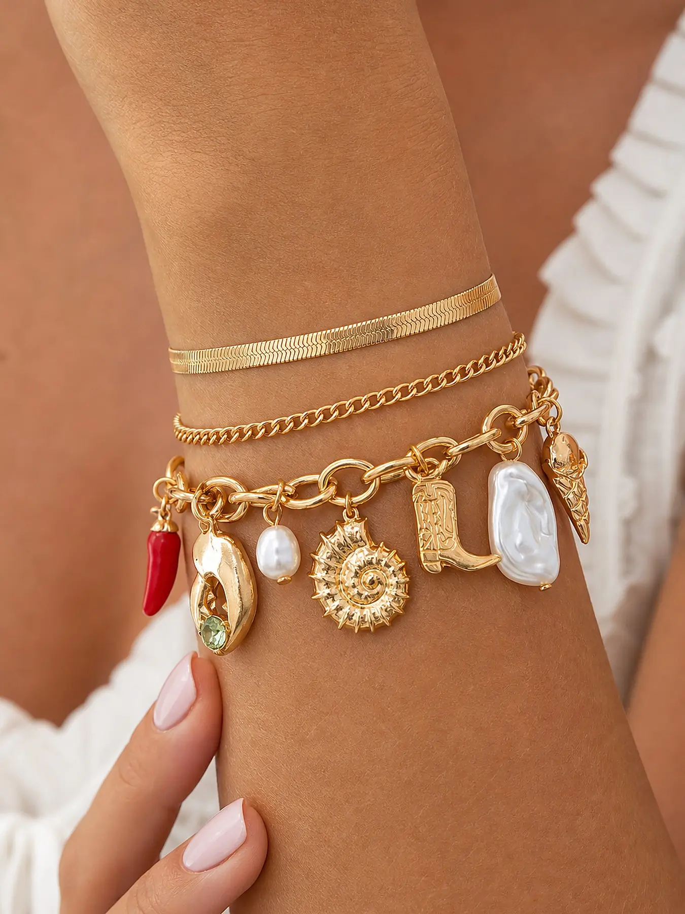 Vacation Style Metal Conch Crab Claw Pendant Bracelet, Chili Pearl Multilayer Jewelry, Trendy Hand Accessory for Women