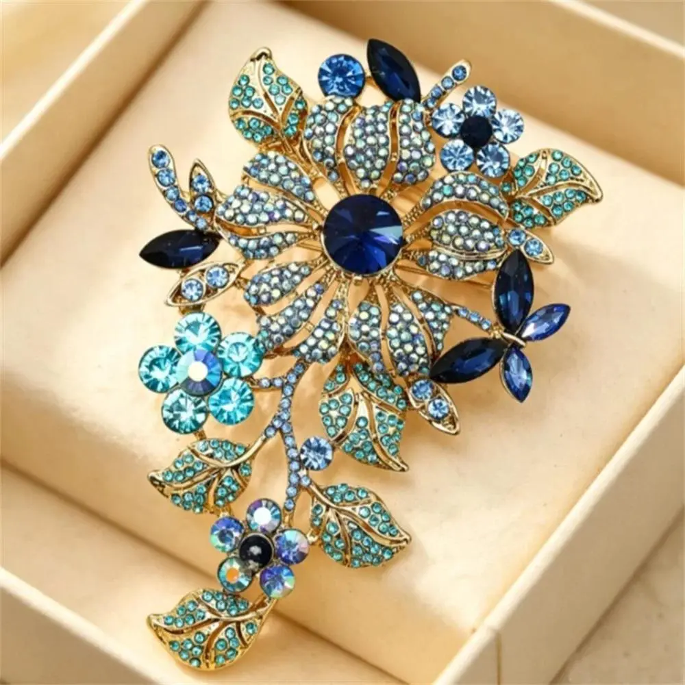 Corsage Luxury Full Crystal Flower Brooch Vintage Rhinestone Lapel Pin Shining Banquet Party Badges For Women Fashion Jewelry