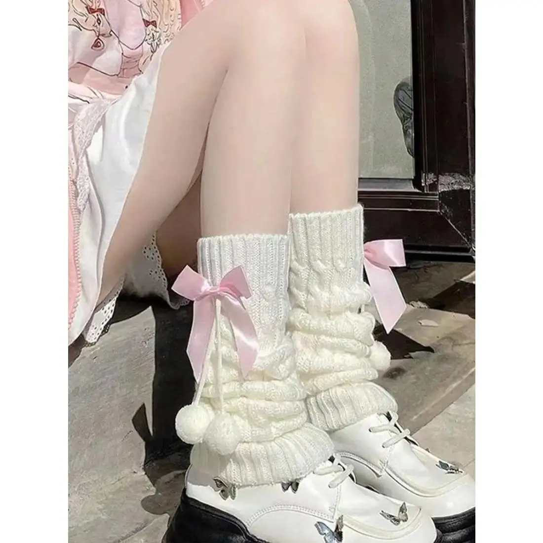 Women’s Bow Knit Leg Warmers, Cozy Winter Leg Warmers with Ball Chain Detail, Cute Y2K Balletcore Fashion Accessories for Cold Weather Outfits