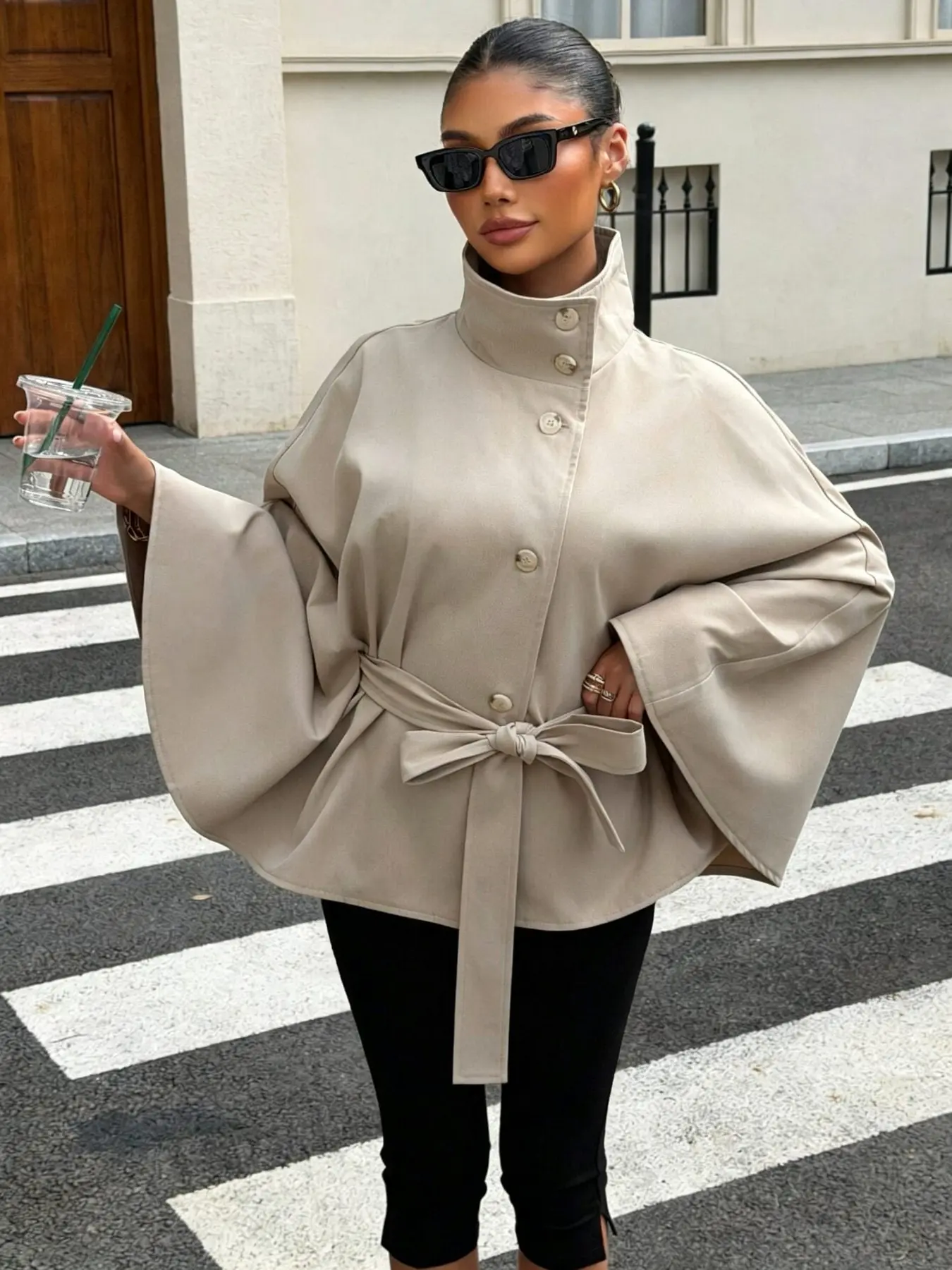 1PC Women's Cape Coat｜Belted Button Front Poncho Jacket with Stand Collar and Sleeveless Cape Design｜Women's Elegant Fall Winter Casual Outerwear｜Autumn Winter Outerwear