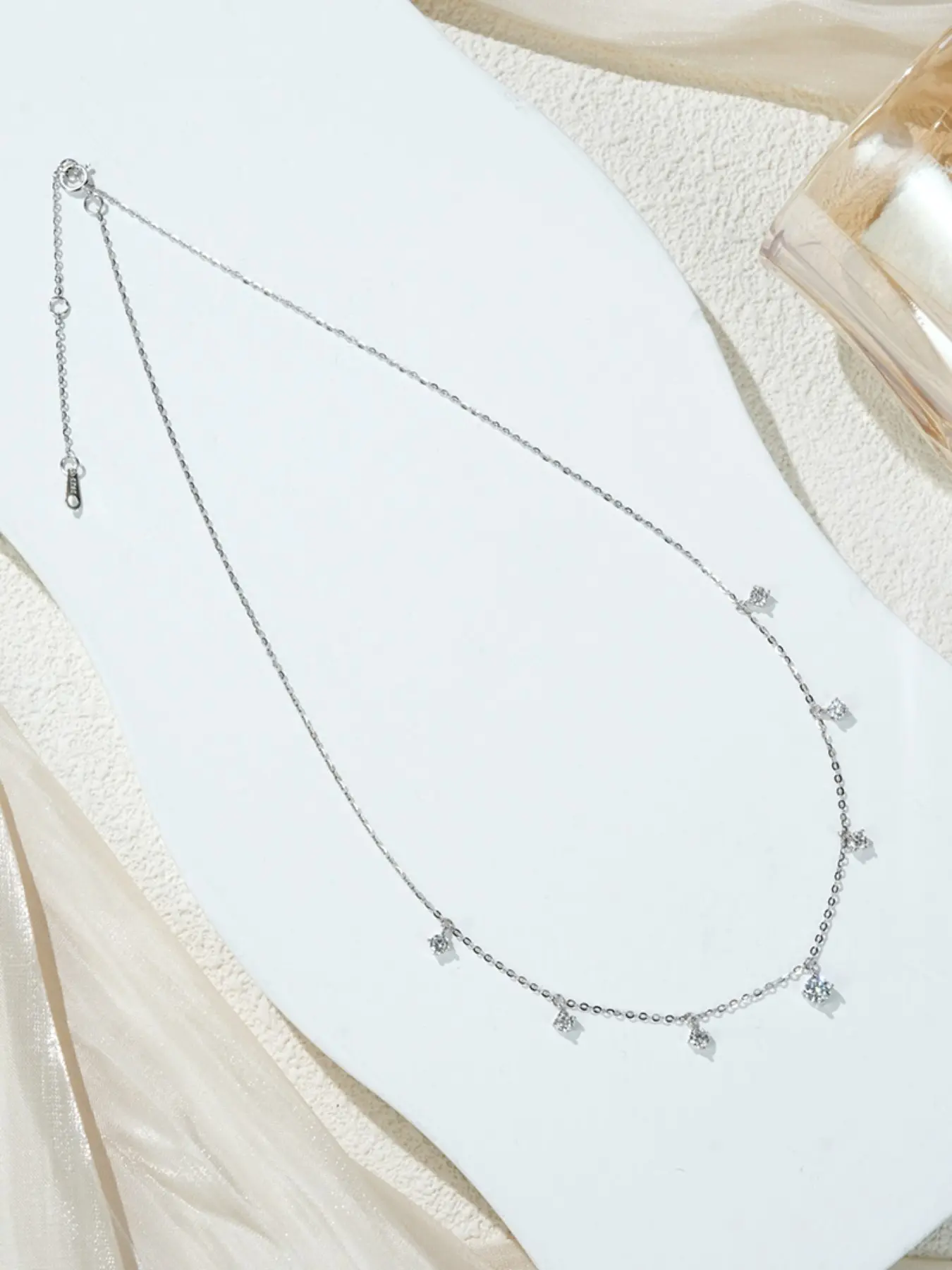 S925 Silver Moissanite Pendant Necklace, Adjustable Chain, Fashionable Lockbone Chain, Ideal for Daily Wear, Layering Necklaces