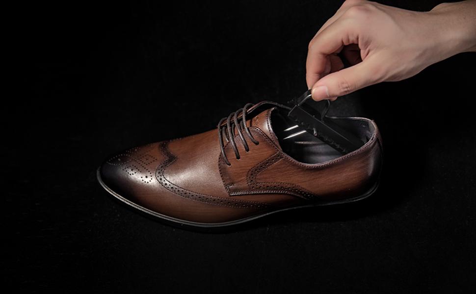 2 Pairs Plastic Shoe Tree Stretcher Shaper for Men (Black) 2 Pairs Plastic Shoe Tree Stretcher Shaper for Men (Black)