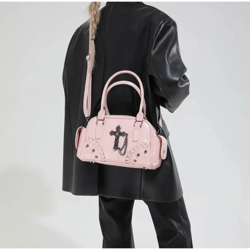 Y2K Boston Bag Rivet Decor Large Capacity Motorcycle Shoulder Crossbody Tote Multifunctional Zipper Closure Casual Handbag