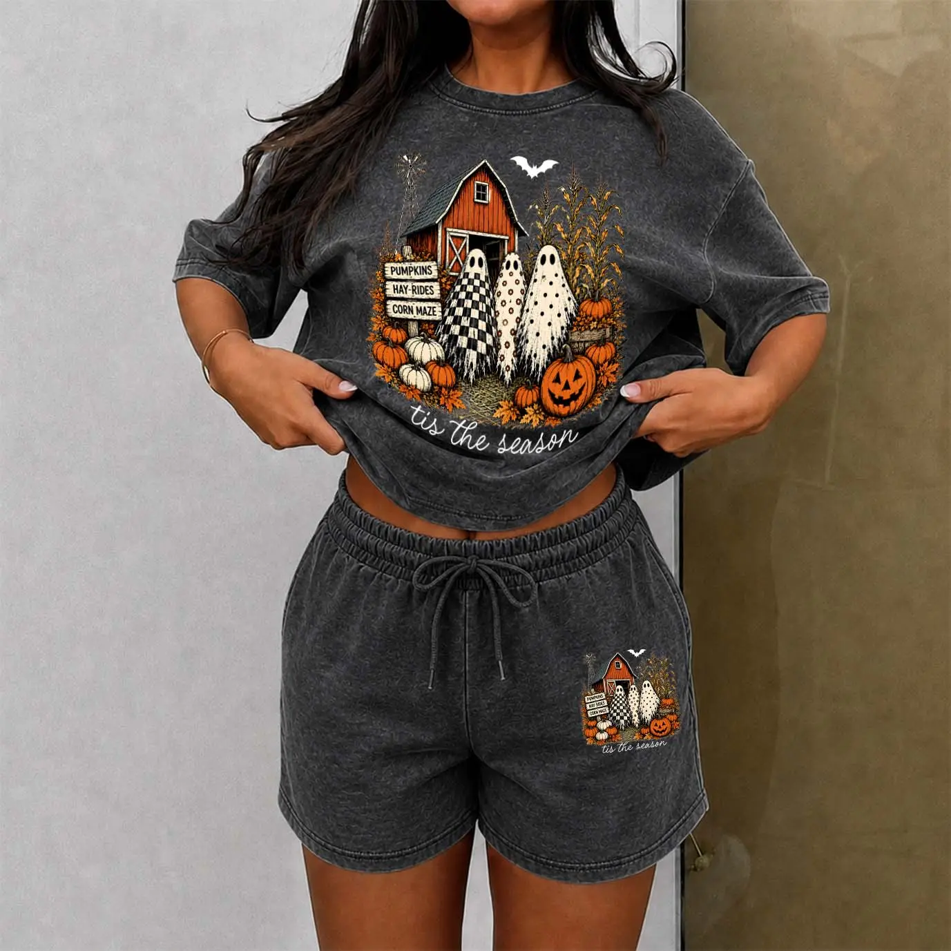 Women's Washed Cotton Shorts Two-Piece Set: A Uniquely Styled Halloween Ghost-Themed Party Outfit. Featuring "Tis The Season Patterns, And Pumpkin Designs. Also Suitable As Casual Summer Loungewear.