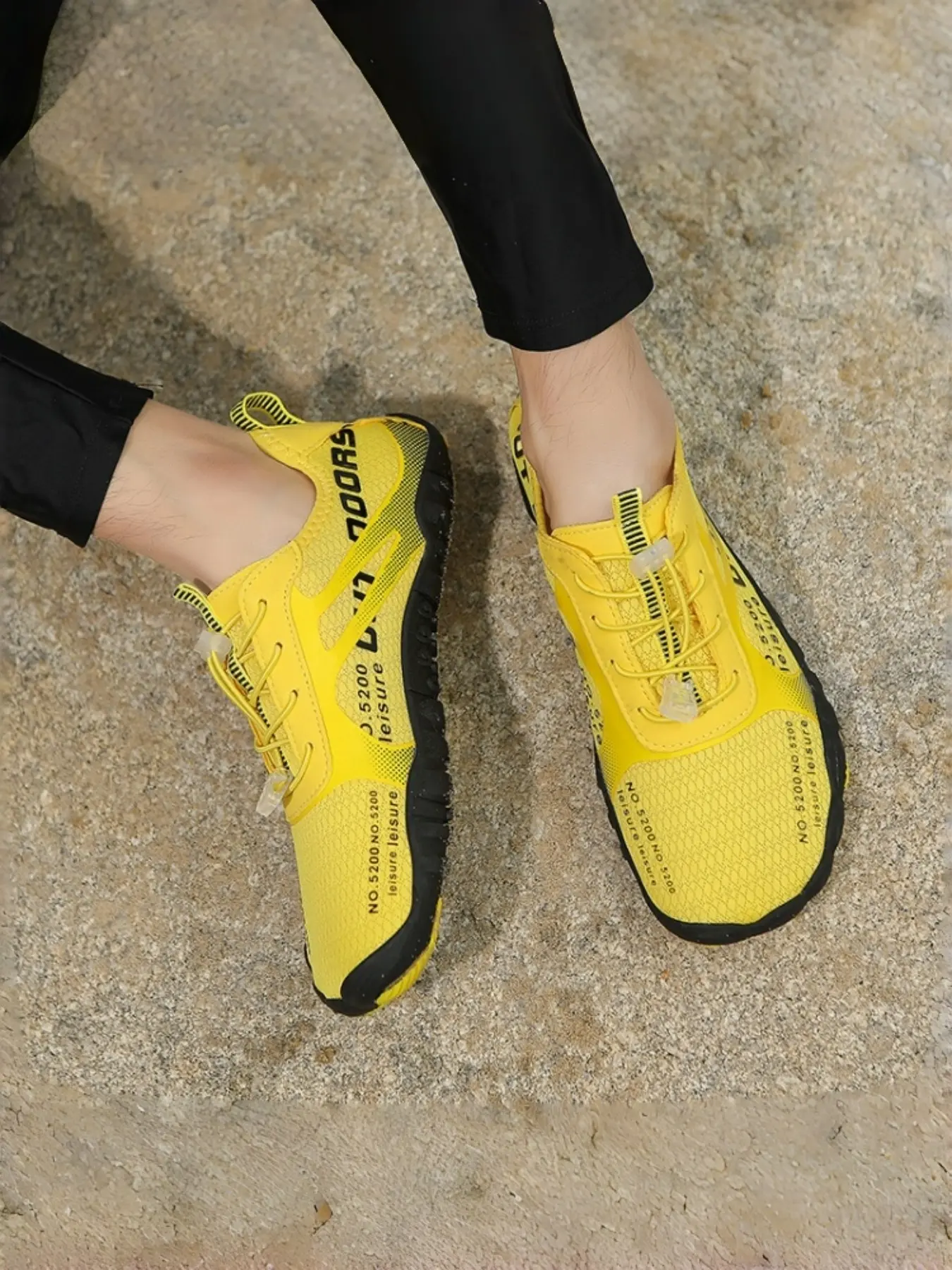Unisex Sporty Water Shoes, Quick Drying Swimming Shoes, Beach Swimming Shoes, Outdoor Sports Shoes for Swimming Pool, Boating, Surfing, Diving, Water Sports Footwear