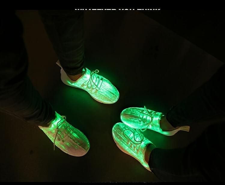 Men's and women's fashionable sports shoes with colorful flashing lights, rechargeable and breathable, suitable for parties, outdoor sports, weddings and daily wear, casual shoes, lace-up style, modern shoes colorful shoelace