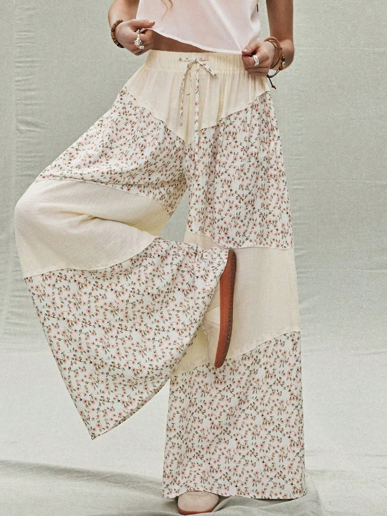Women Floral Patchwork Wide‑Leg Pants, Elastic Waist Bohemian Vacation Summer Casual Long Pants, Comfortable and Stylish, Beach Palazzo Pants