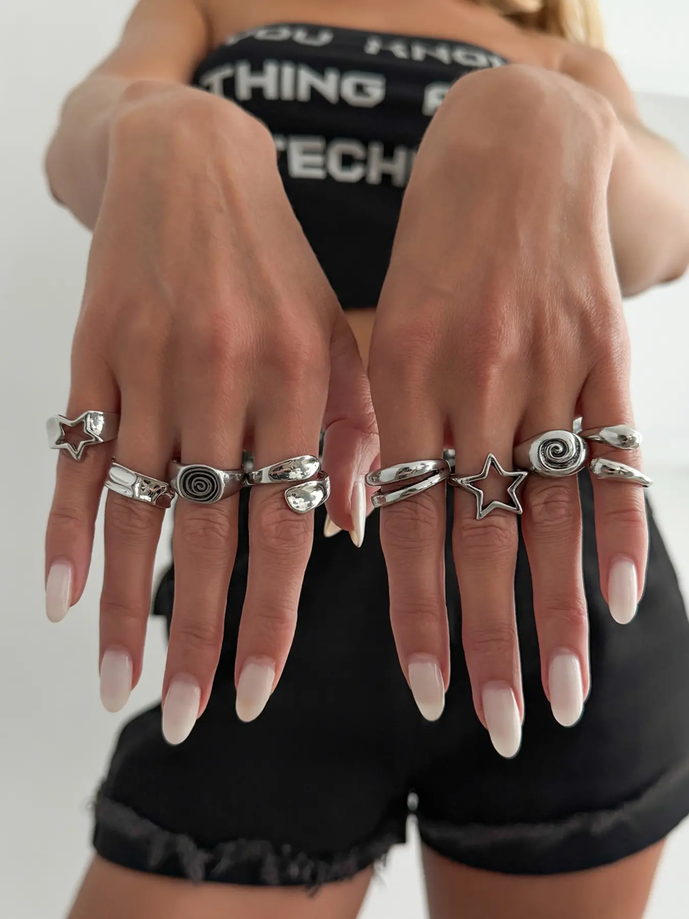 8 Pcs Millennial Sweet Cool Functional Style Antique Silver Multi-Shape Spiral Hollow Star Texture Open Ring, Finger Rings for Women, Party Jewelry Gift