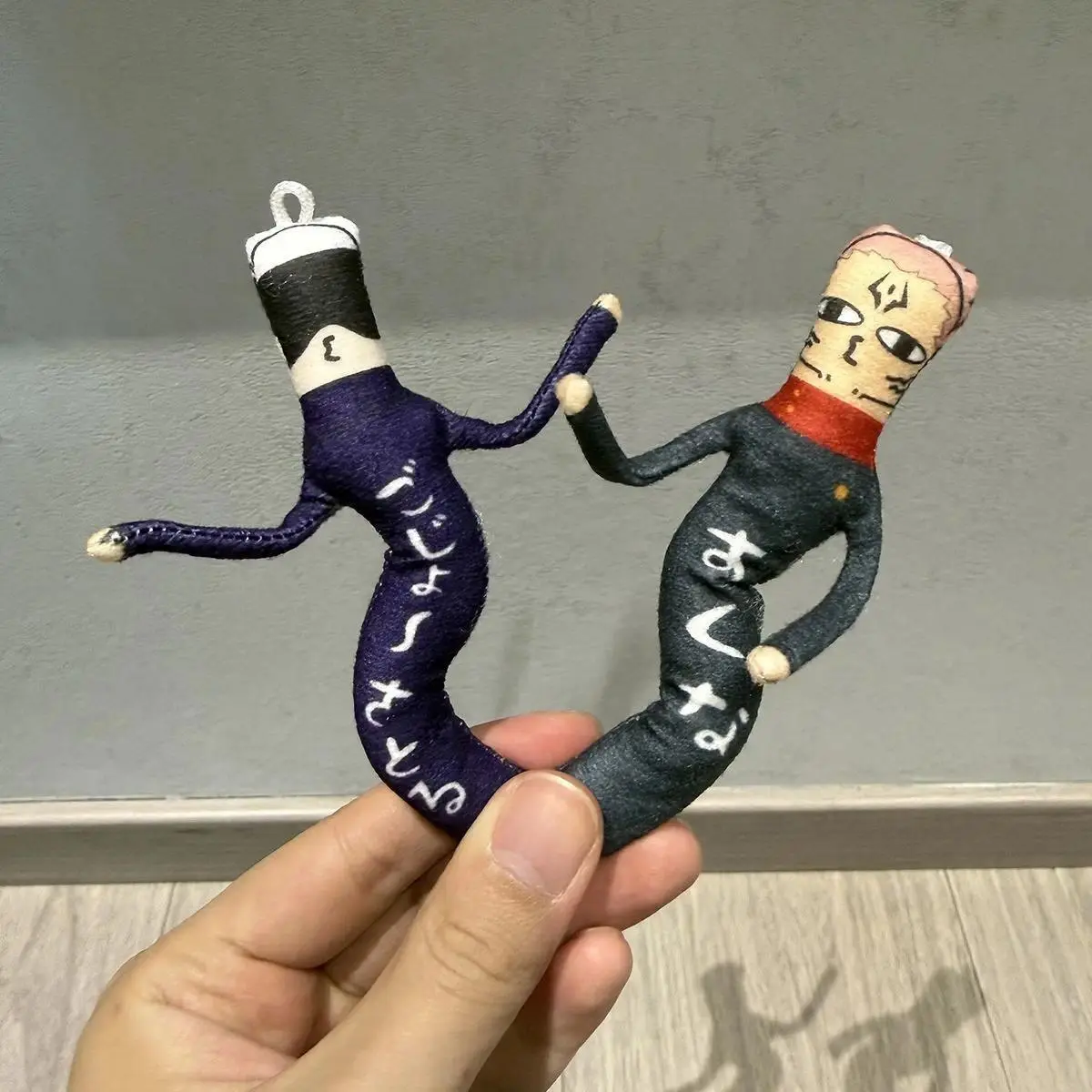 12.8cm Jujutsu Theme Iron Wire Frame Stuffed Doll - Gojo Satoru & Sukuna Plush Mouse Pendant Keychain, Anime Room Decor Toy, Gojo Satoru Doll