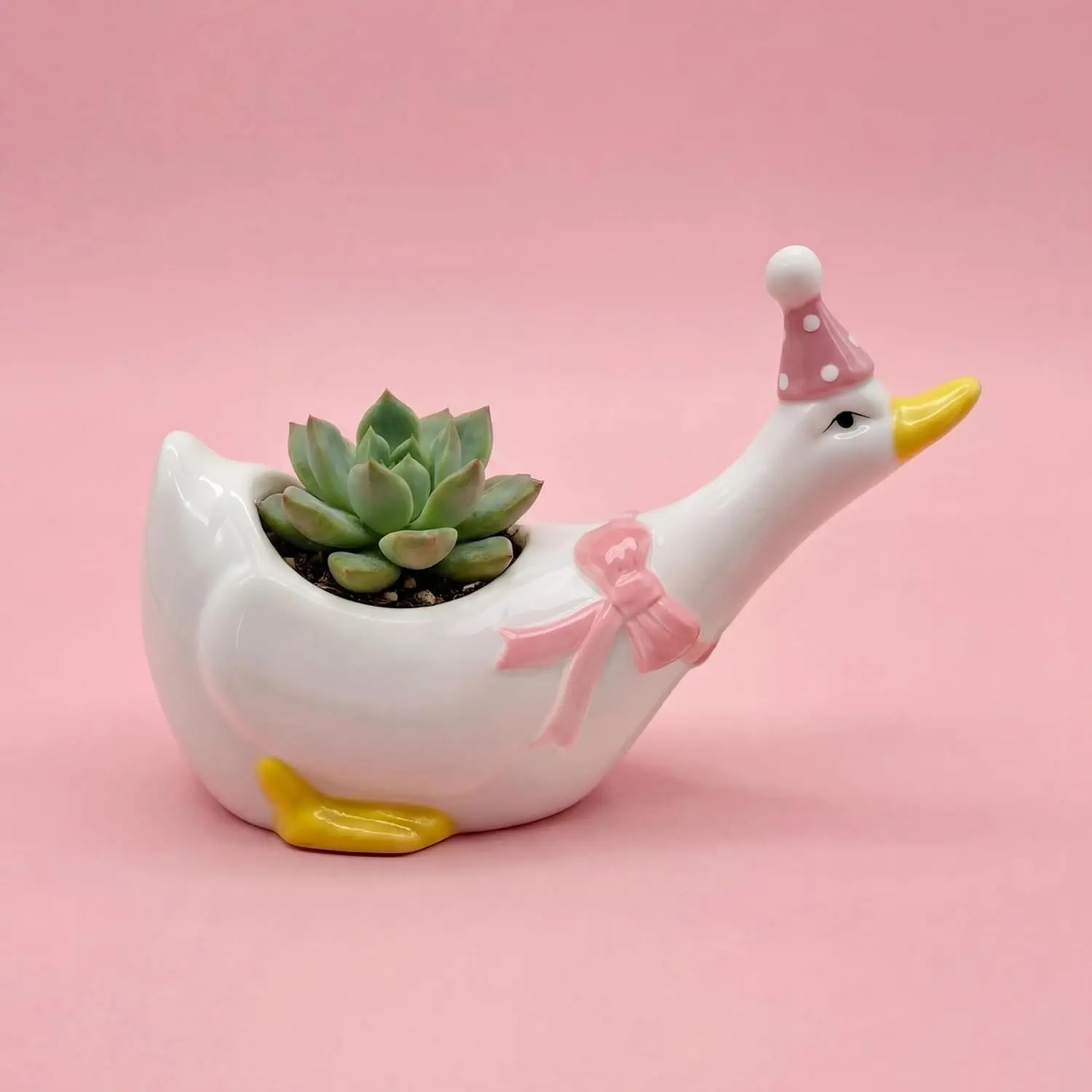 Cute Silly Goose Vase for Flower Funny Ceramic Planter Vase Silly Goose Birthday Party Table Decoration Unique Office Table Decor for Housewarming Teacher Appreciation Gifts(Pink)