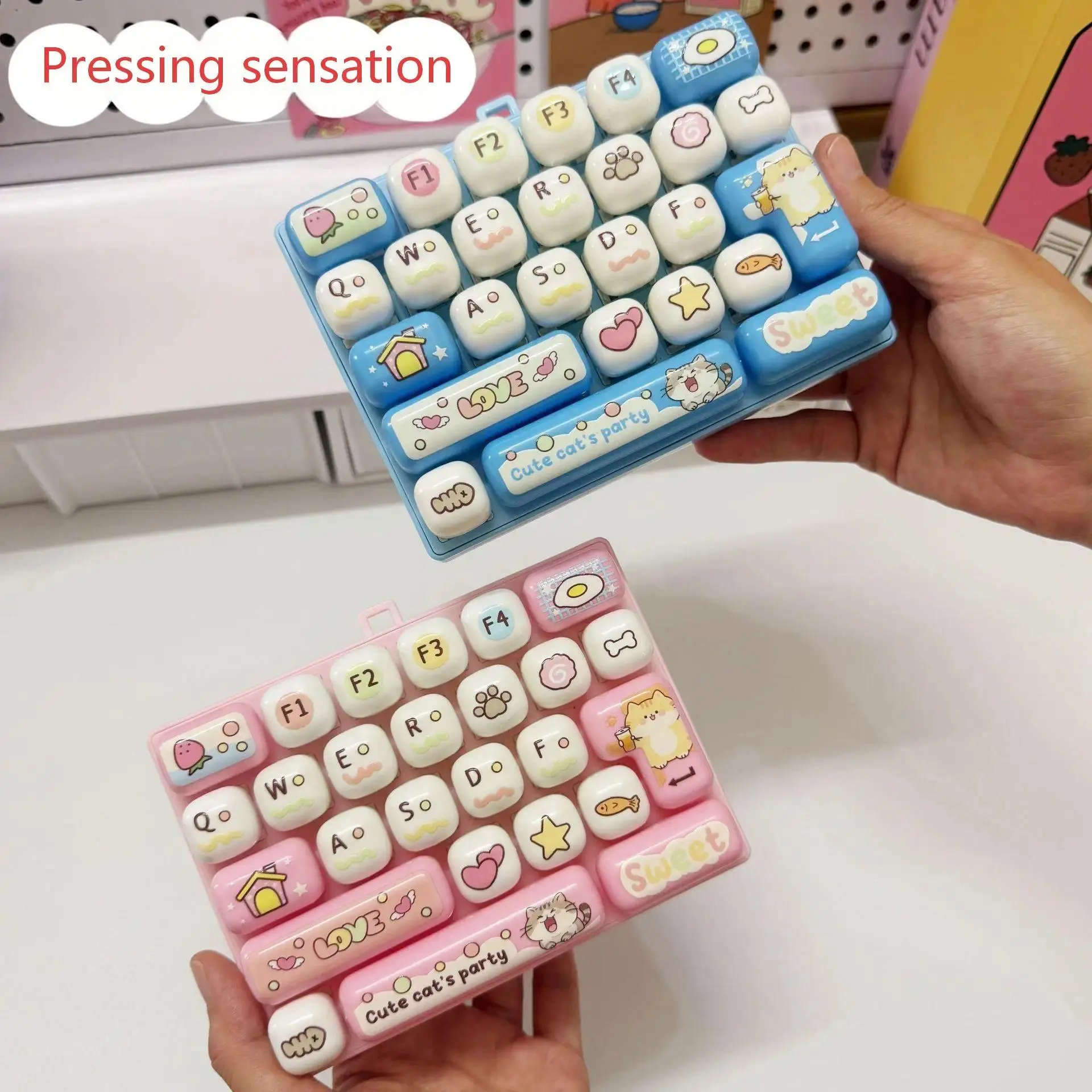 Unisex 26-Key Creative Mechanical Stress Relief Keyboard - Cute Healing Pendant, Small Gift Accessories for Relaxation