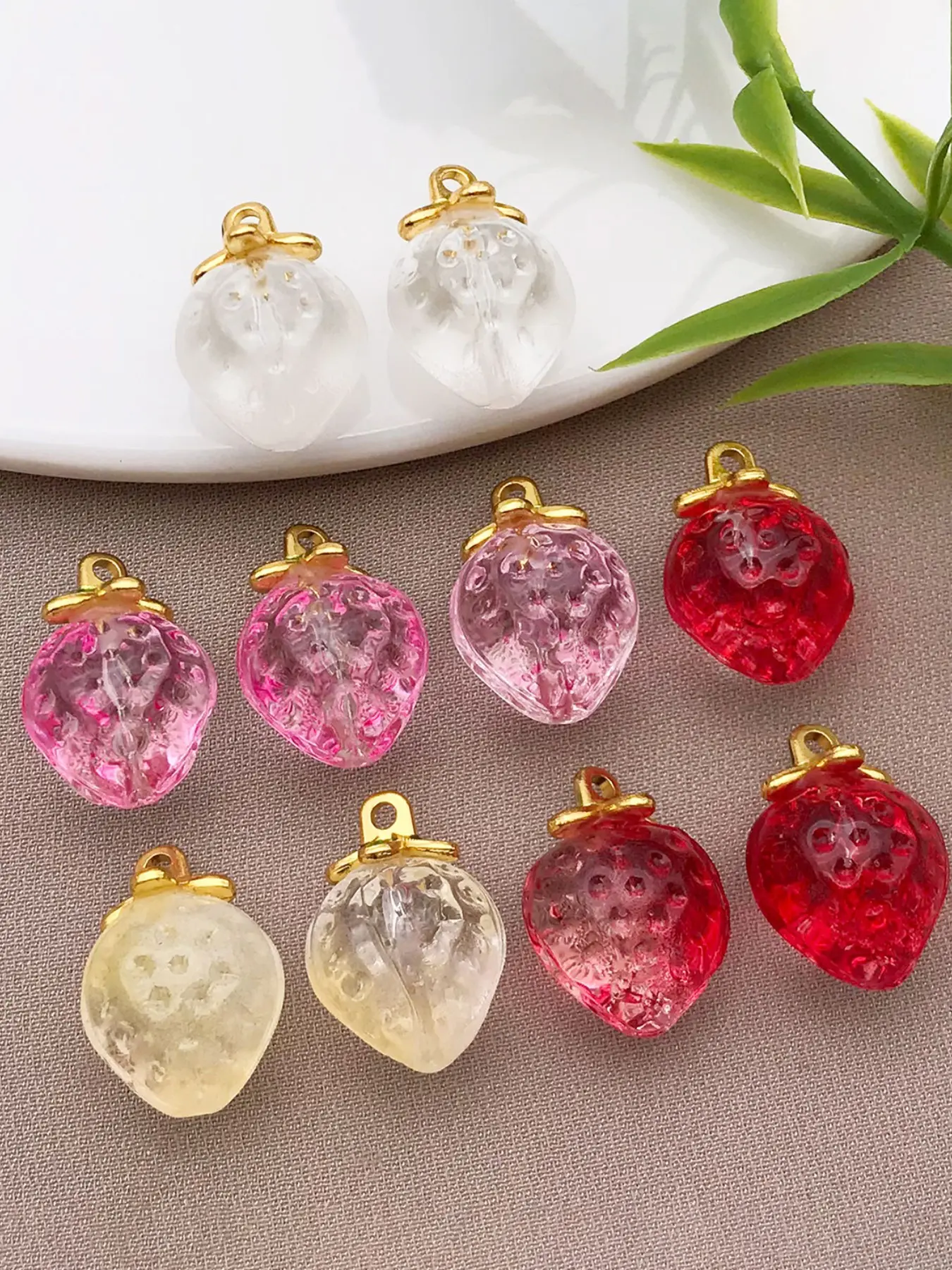 10pcs 12x18mm Glazed Glass Strawberry Charms Pendant, DIY Earrings Necklace Keychain Making Accessories, Craft Supplies for Jewelry Making