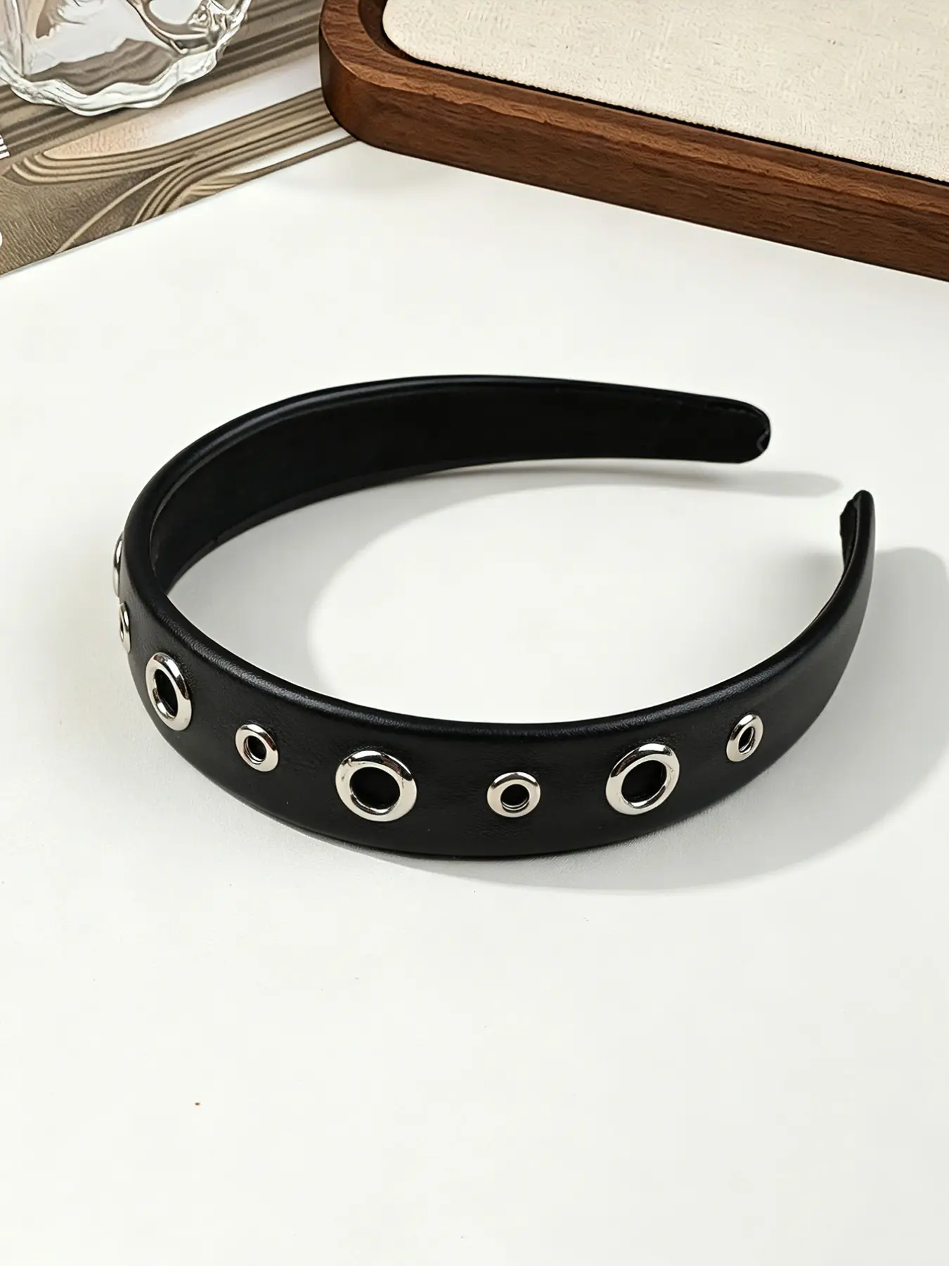 Elegant PU Leather Wide Band Metal Rivet Hairband, Punk Style Headband for Daily Use, Perfect for Parties and Outings