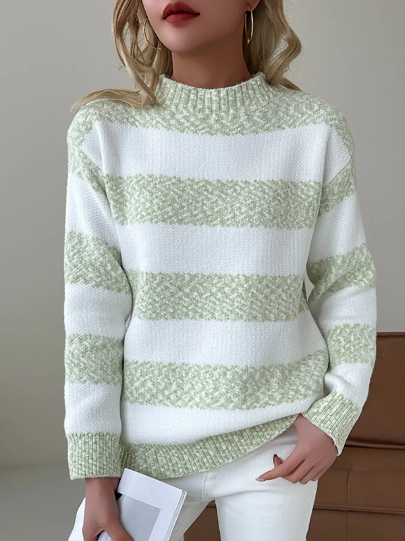 1 Piece 2026 Autumn Winter Women Crew Neck Knit Pullover, Basic All-match Casual Style, Thick Warm Soft Skin-friendly Long Sleeve Oversized Sweater, Dual-use Base Top for Daily Shopping, Home & Holiday Travel
