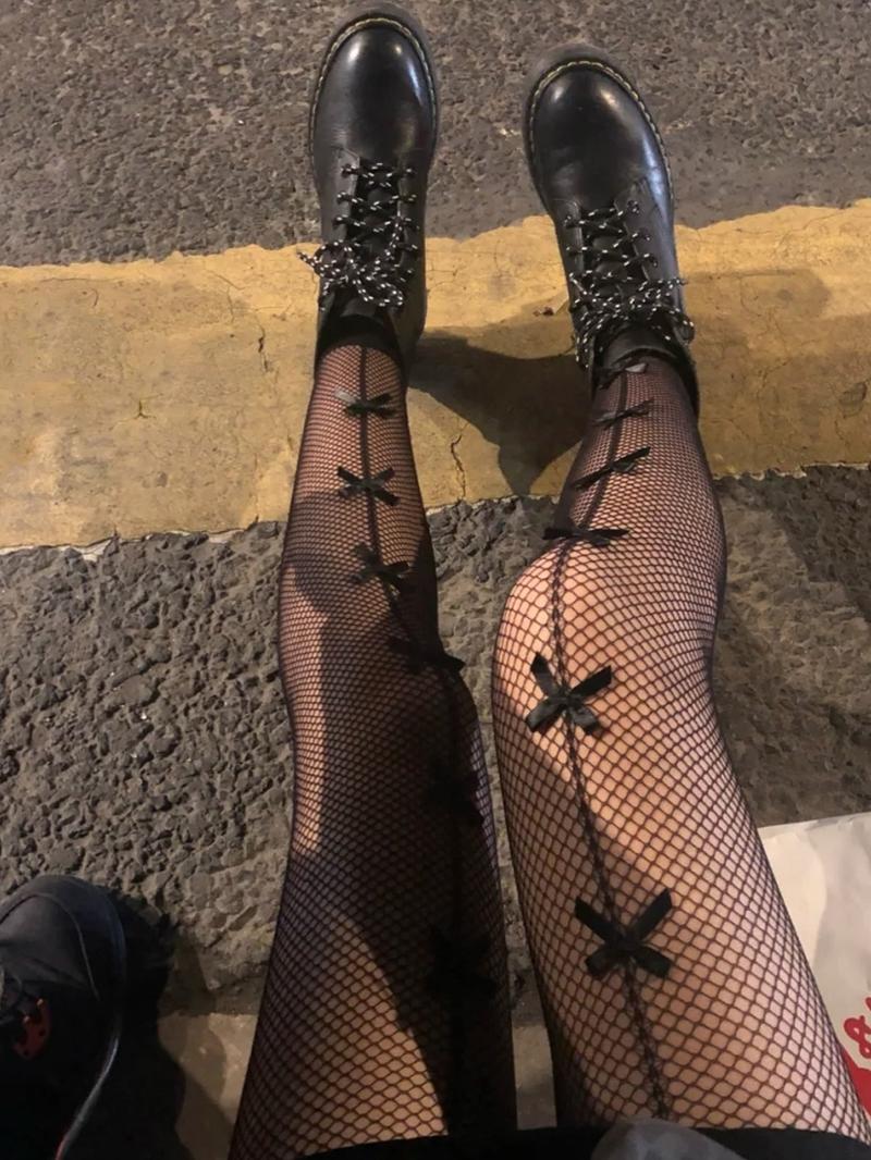 Damen-Netzstrumpfhose mit Schleifenverzierung, durchbrochene Strumpfhose für Damen, schwarze, transparente Netzstrümpfe für Kostümpartys, Damenstrümpfe & Strümpfe Women's Bow Decor Fishnet Tights, Hollow Out Pantyhose for Ladies, Black Sheer Mesh Stockings for Costume Dance Party, Women's Socks & Hosiery
