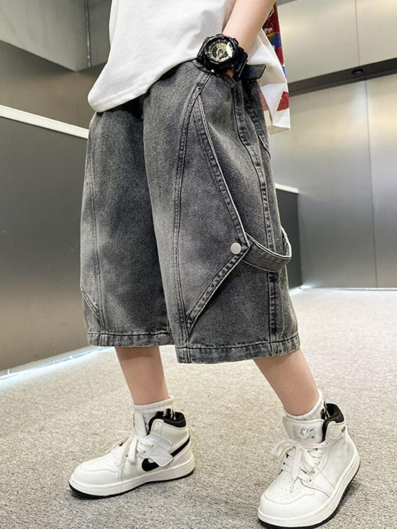 NewStylish Denim Shorts for Boys, Featuring a Retro Wide-Leg Design with Large Pockets And an Elastic High Waist, Perfect for Summer. These Loose-Fitting