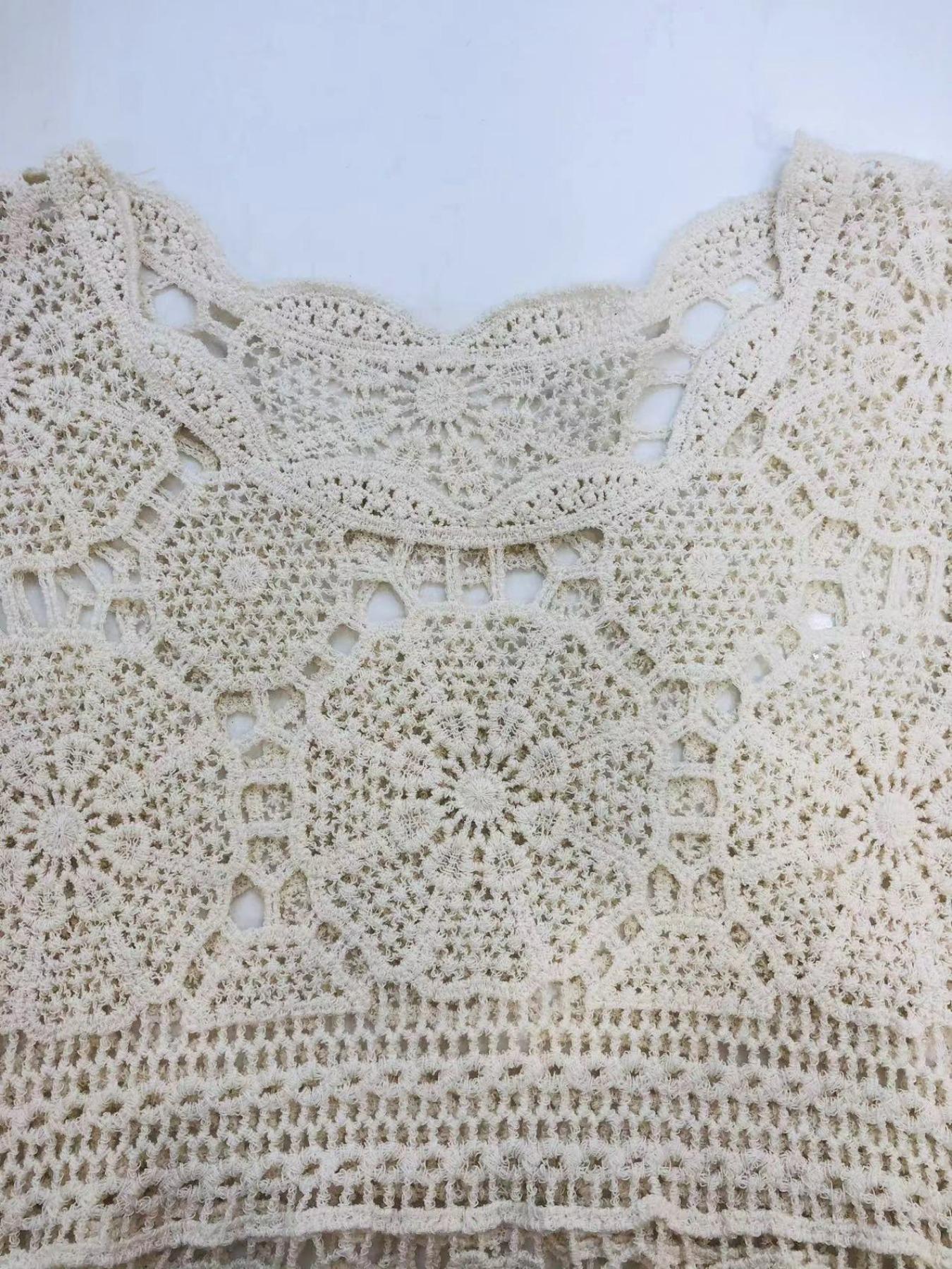 Women's Plain Fringe Trim Cut Out Sheer Cover-Up, Boho Scallop Trim 3/4 Sleeve Round Neck Cover-Up for Beach Vacation, Ladies Spring Clothes