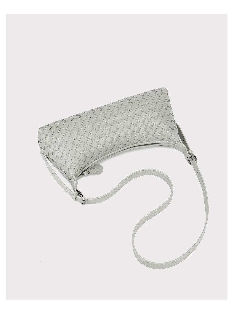 LUNÉ KVI Light Luxury Minimalist Handwoven Crossbody Bag for Women, Versatile and Elegant Crossbody Bag, Exquisite and Fashionable Half-Moon Shoulder Bag