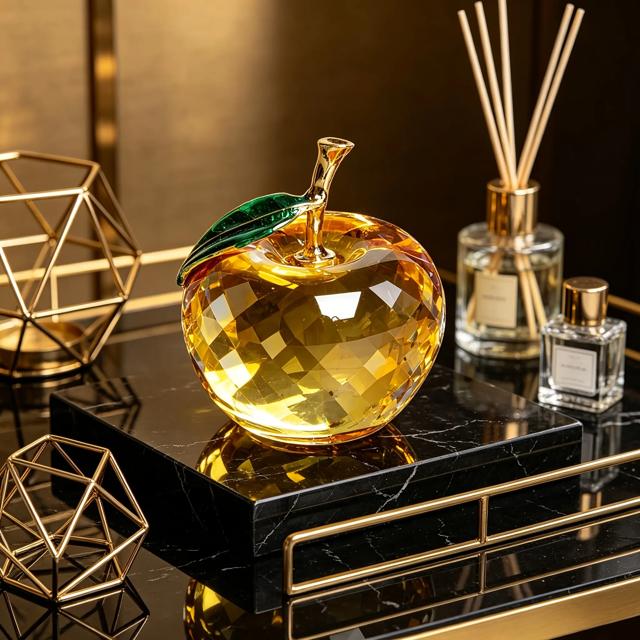 Handcrafted Crystal Glass Apple Ornaments - Contemporary Glass Apple Sculptures with Glass Apples Suitable for Birthdays, Weddings, Table Centerpieces, Valentine's Gifts, Collectible Table Decor for & Special Occasions