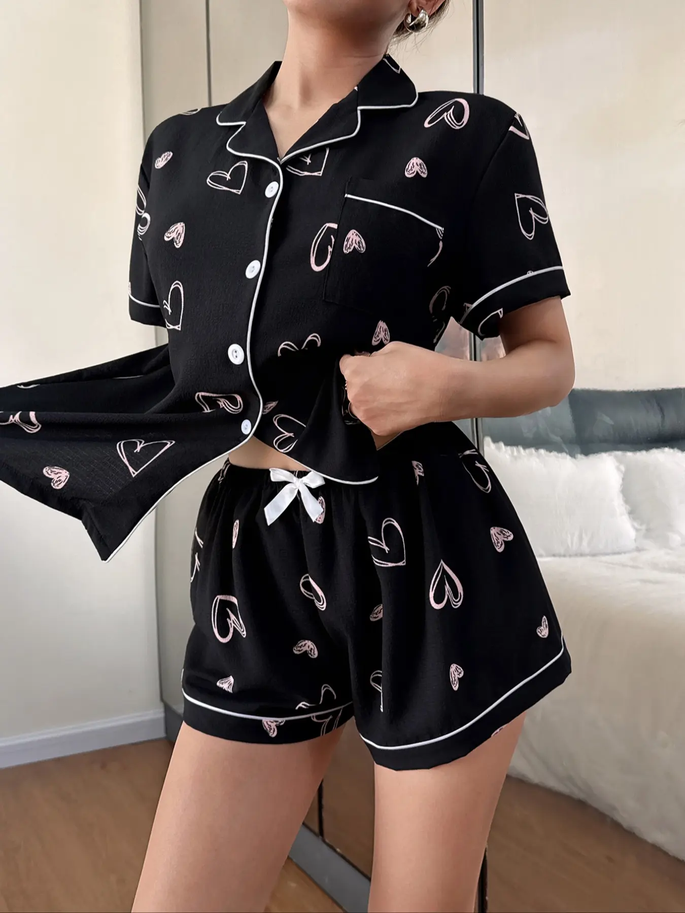 Valentine's Day Love Heart Print Pajama Set, Matching Pjs, Short Sleeve Button-Up Top and Shorts, Women's Sleepwear and Homewear, Casual Loose-Fit, Loungewear