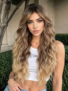 28-Inch Gradient to Gold Wavy Wig for Women, Long Curly Synthetic Hair with Bangs, Heat-Resistant, Suitable for Daily Wear and Parties, Loose Curly Wig